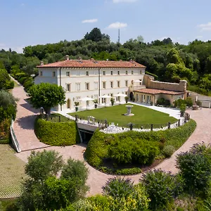 relais-fra-lorenzo.hotelinveneto.com/
