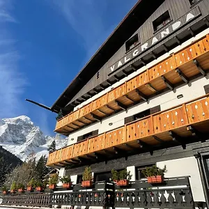 https://hotel-valgranda.hotelinveneto.com